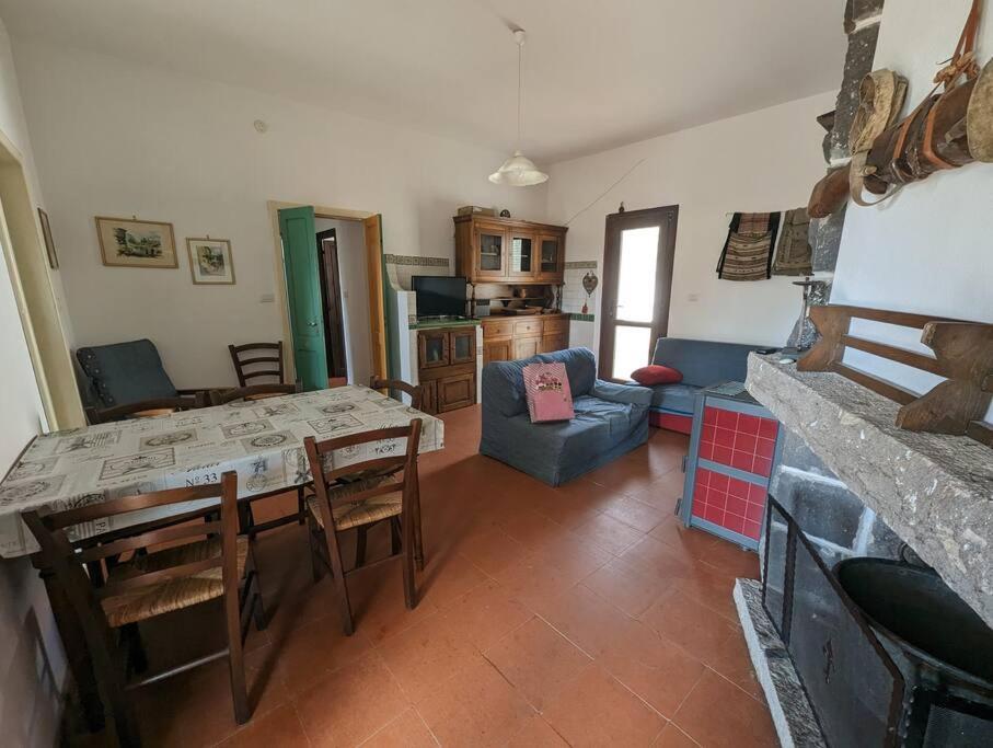 Cottage Familiare Sant'Agostino Abbasanta Kültér fotó
